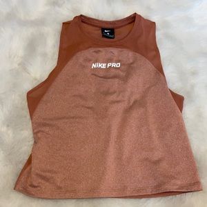 Nike crop workout tank